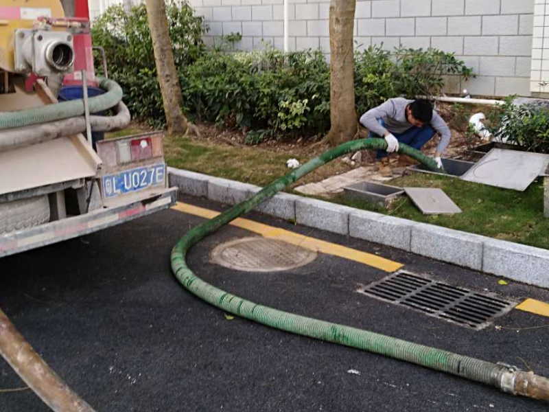 市北区机器疏通马桶 疏通室内外管道 清理化粪池